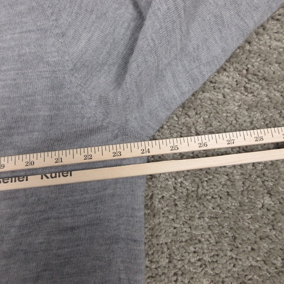 Bloomingdales Sweater Mens XL Gray Merino Wool V-Neck Pullover Knit Heather EUC - Picture 6 of 7